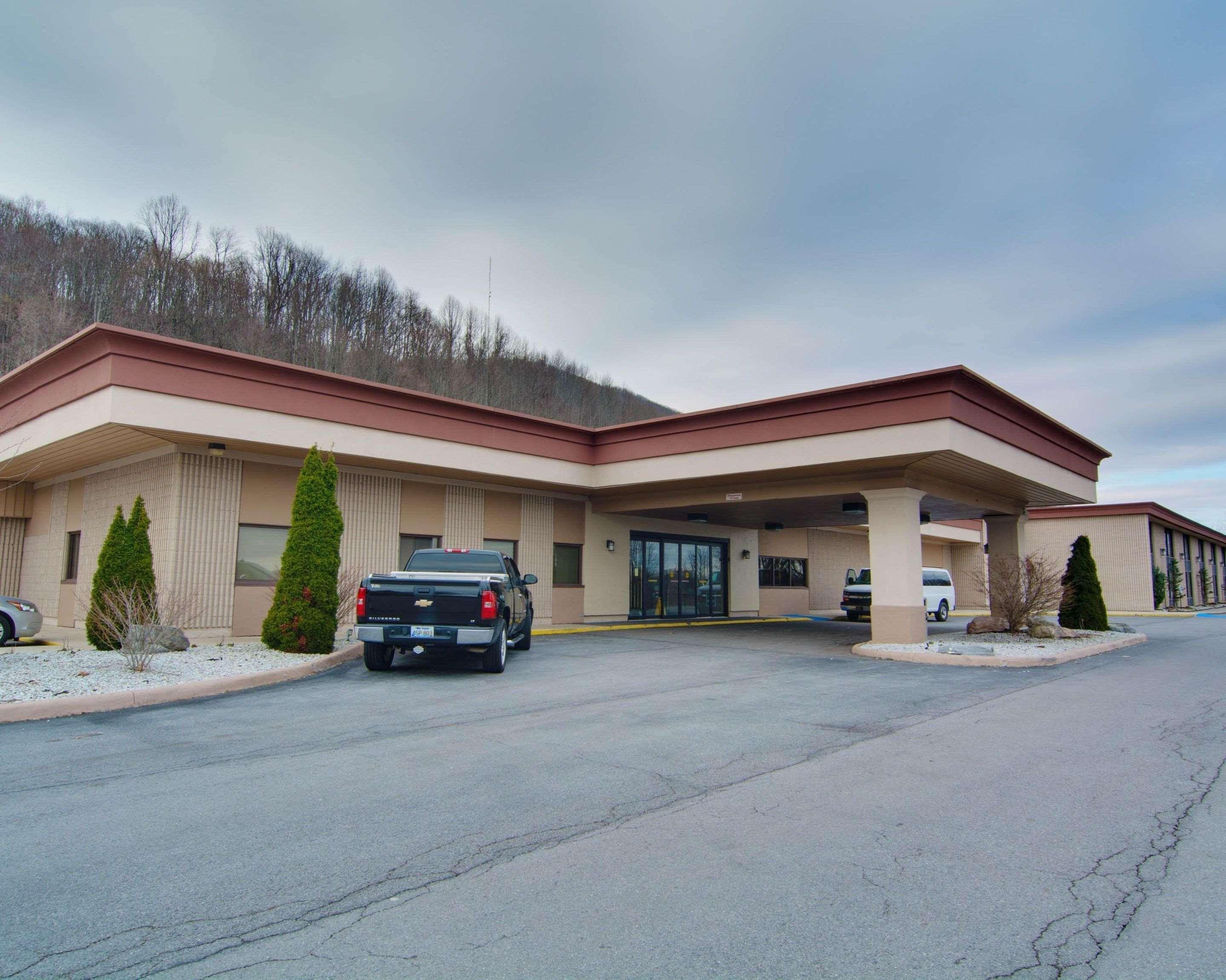 Quality Hotel And Conference Center Cumberland Heights Exterior photo